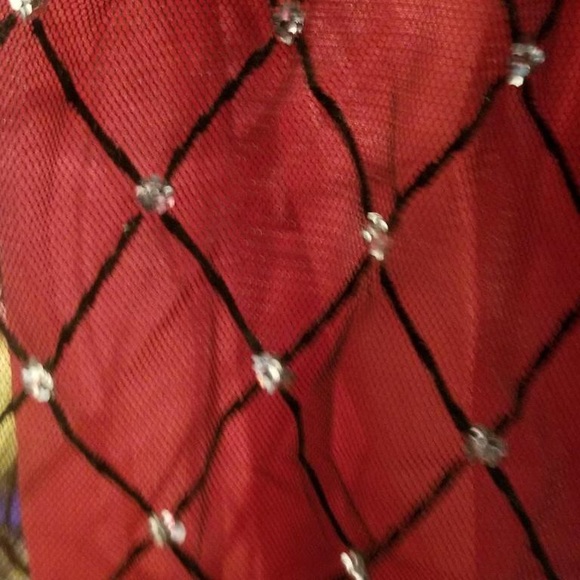 Formal little girls dress - Picture 3 of 3